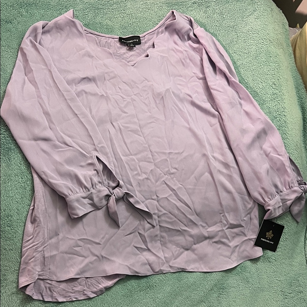 NWT Lavender Women's Top